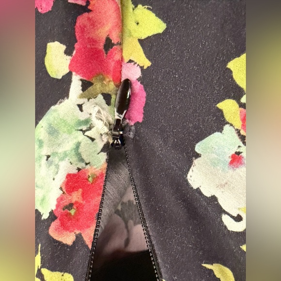 🛑SOLD🛑Caroline Constas- small, worn once - Picture 5 of 6